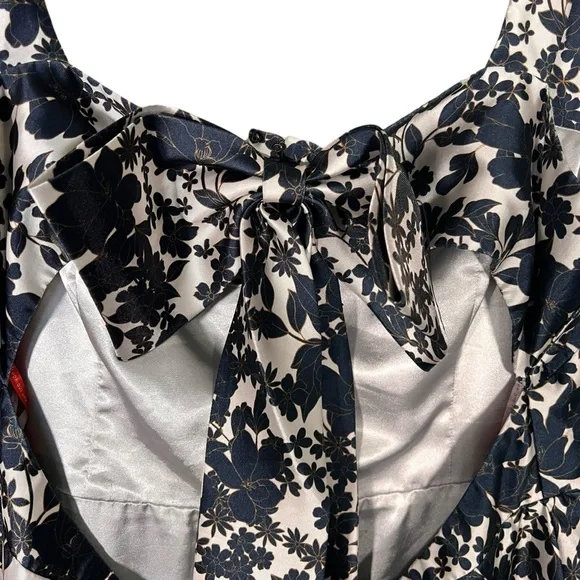 ML Monique Lhuillier Back Bow Gown Navy White Womens Size 22 W - Picture 11 of 15